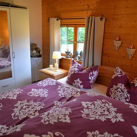 Ferienhaus Am Wald 35531 Chalet *