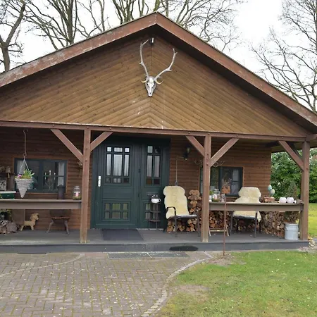 Chalet Ferienhaus Am Wald 35531